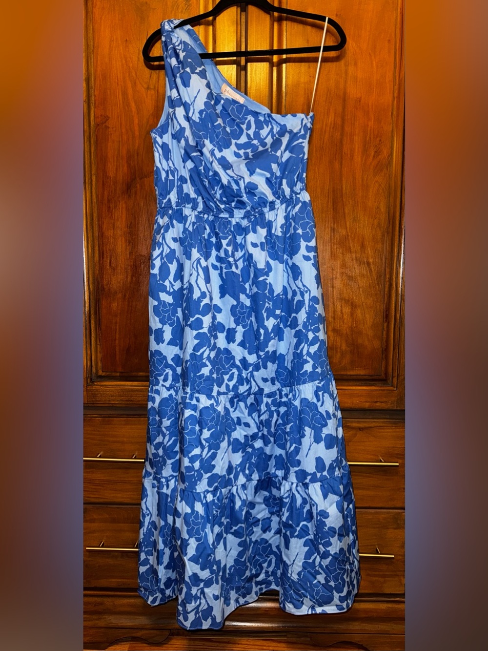 Philosophy NWT Two Toned Floral Tiered One Shoulder Maxi Skirt size Large.
